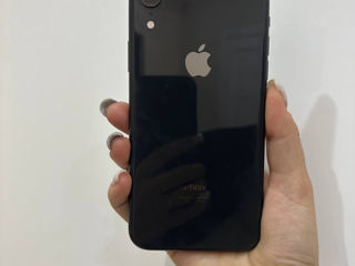 Продам IPhone XR, 64 гб