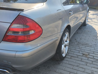 Mercedes E-Class foto 5