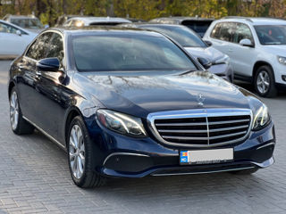 Mercedes E-Class foto 4