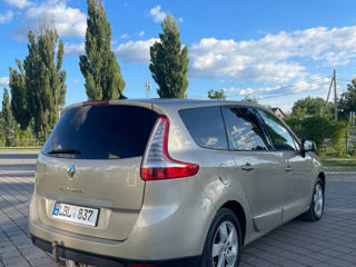 Renault Grand Scenic foto 6