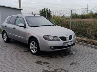 Nissan Almera foto 3