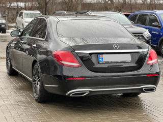 Mercedes E-Class foto 4