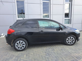 Toyota Auris foto 4