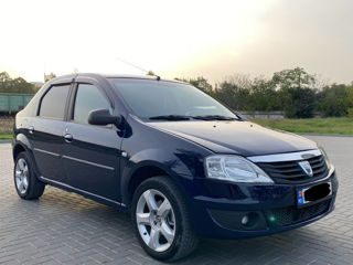 Dacia Logan foto 1