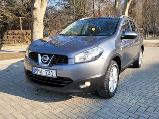 Nissan Qashqai+2 foto 1