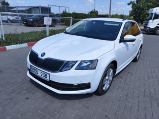 Skoda Octavia foto 1