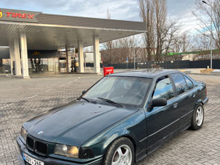 BMW 3 Series foto 3