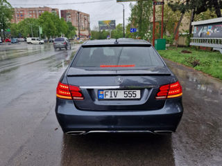 Mercedes E-Class foto 2