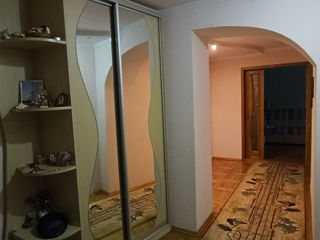 Apartament cu 2 camere, 80 m², Poșta Veche, Chișinău foto 8