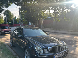 Mercedes E-Class foto 3