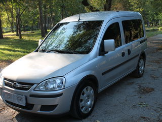 Opel Combo foto 1