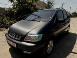 Opel Zafira foto 1