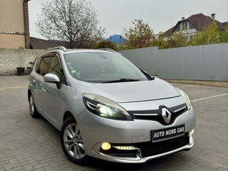 Renault Grand Scenic foto 2