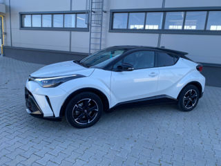 Toyota C-HR foto 3