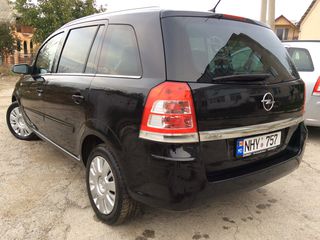 Opel Zafira foto 6