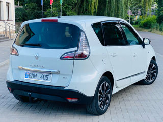 Renault Scenic foto 2