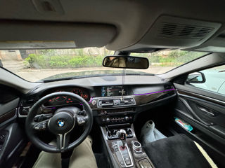 BMW 5 Series foto 5