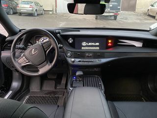 Lexus LS Series foto 5