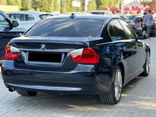 BMW 3 Series foto 3