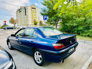 Peugeot 407 foto 2