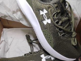 Кроссовки Under Armour Charged Surge 4