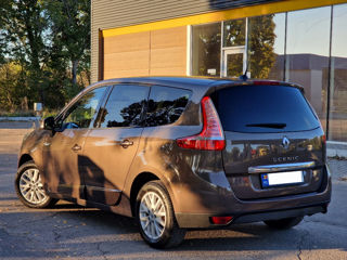 Renault Grand Scenic foto 6