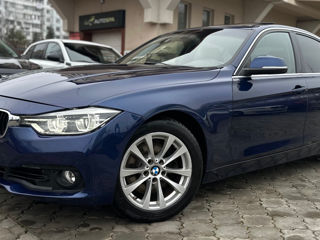 BMW 3 Series foto 3