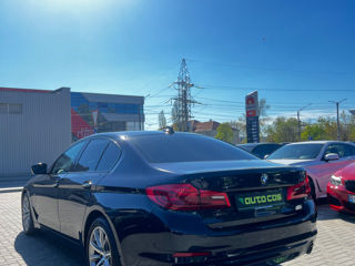 BMW 5 Series foto 2