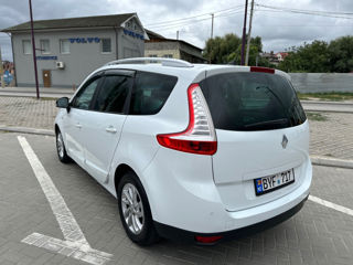 Renault Grand Scenic foto 10