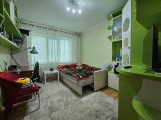 Apartament cu 4 camere, 95 m², Botanica, Chișinău foto 10