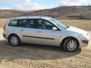 Renault Megane foto 1