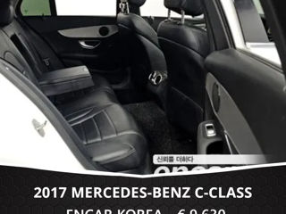 Mercedes C-Class foto 9