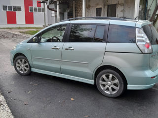 Mazda 5 foto 2