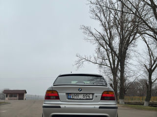 BMW 5 Series foto 5