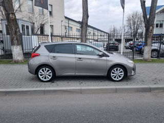 Toyota Auris foto 4