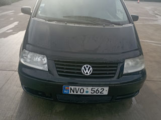 Volkswagen Sharan foto 2