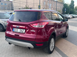 Ford Escape foto 3