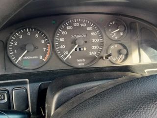 Mazda 323 foto 8