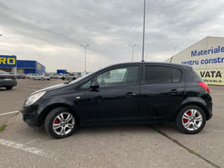 Opel Corsa foto 2