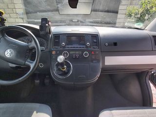 Volkswagen Multivan foto 6