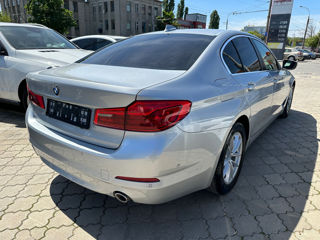 BMW 5 Series foto 5