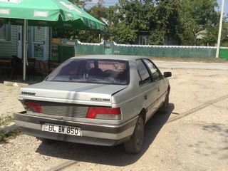 Peugeot 405 foto 2