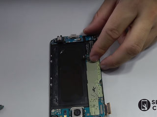 Samsung Galaxy (SM-J105H/DS ) J1 mini Nu se încarcă smartphone-ul? Înlocuiți conectorul! foto 1