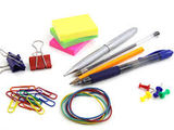 Письменные наборы различного ассортимента, карандаши, ручки, маркеры, акварельные краски и гуашь. foto 2
