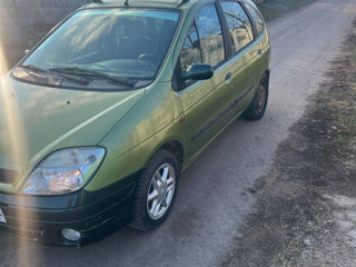 Renault Scenic foto 2