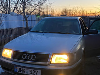 Audi 100 foto 4