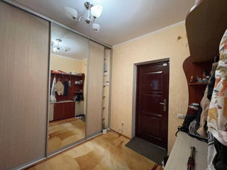 Apartament cu 2 camere, 65 m², Centru, Colonița, Chișinău mun. foto 3