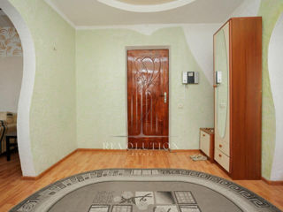 Apartament cu 4 camere, 91 m², Poșta Veche, Chișinău foto 18