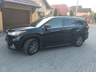 Toyota Highlander foto 1