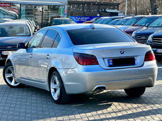 BMW 5 Series foto 3